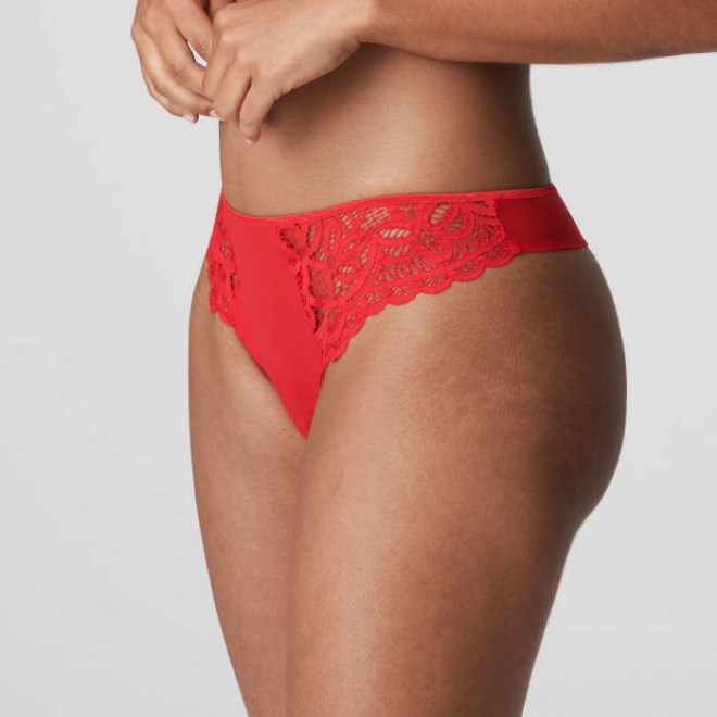 eservices_primadonna_twist-lingerie-thong-first_night-0641880-red-2_3551752